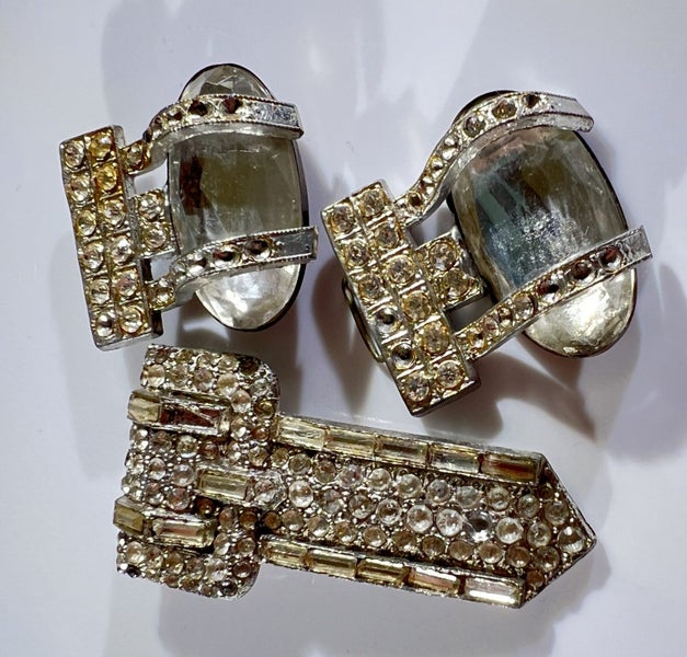 Art Deco Belt Clip by Singer & Kantor + Matching Clasp Set | c.1930s Carousel 1