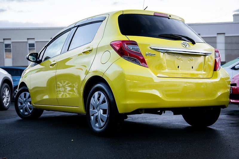 2014 Toyota Vitz U spec I stop62869813053185113