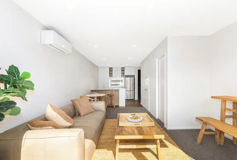 Move In Ready in the Heart of Naenae!63612911861251114