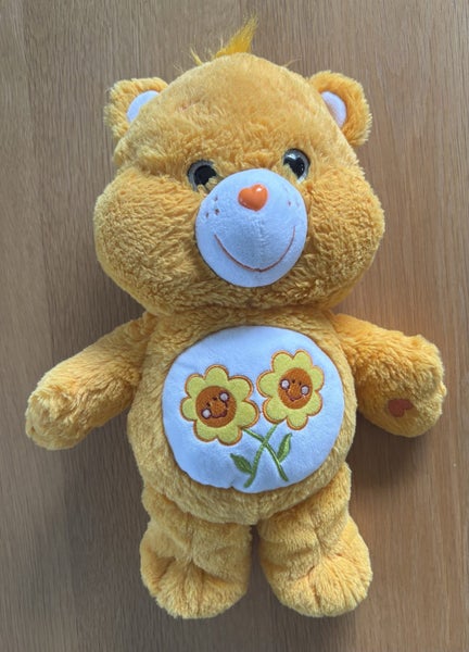 Friend Care Bear - Glitter Eyes - 2019 Blush Carousel 1