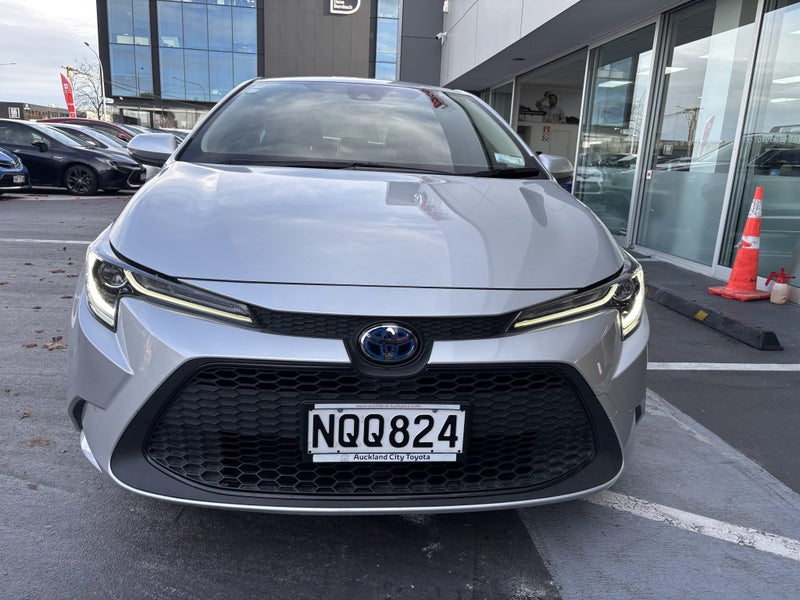 2021 Toyota Corolla SX 1.8 HYBRID ECONOMICAL SEDAN62867853136258111