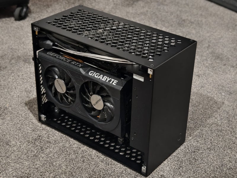 Mini-ITX “A4” PC/ Core i5 14600KF/ RTX 4060/ 64GB/ 2TB - 4 mo62865822983810111