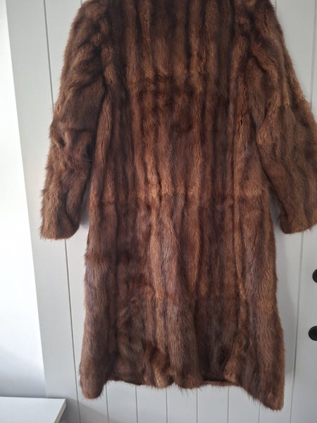 Vintage Fur Coat62866852896898112