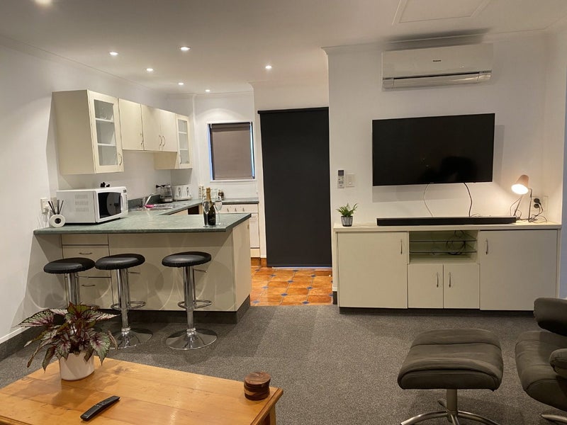 Image 1 of 11
