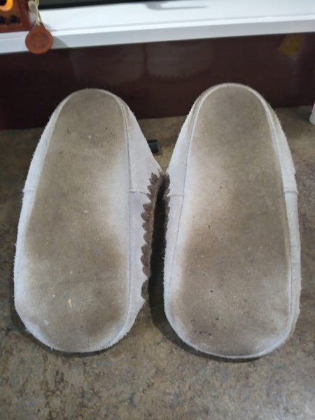 Adult Snuggle feet slippers. Carousel 2
