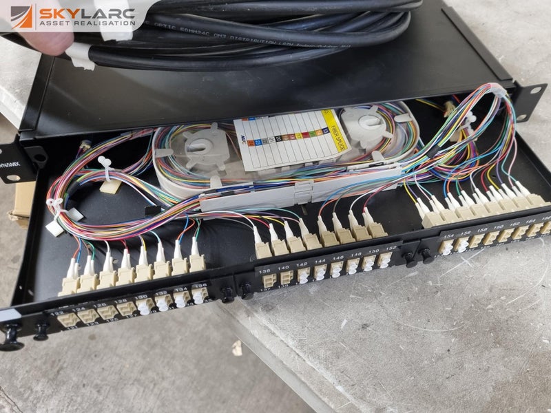 2x Dynamix Fibre Optic Patch Panel / Splicing Trays w/ Fibre Cable Carousel 10