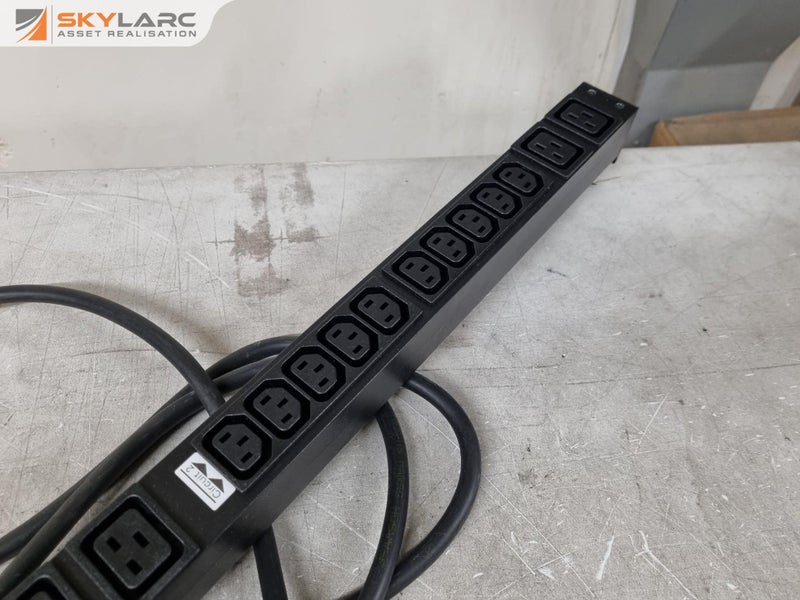 Eaton ePDU Server Power Bar Carousel 7