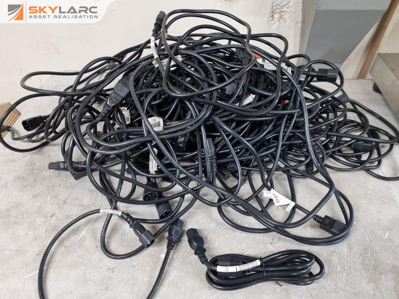 45x Power Extension Cords, C14 Male To C13 Female, Assorted Lengths Carousel 1