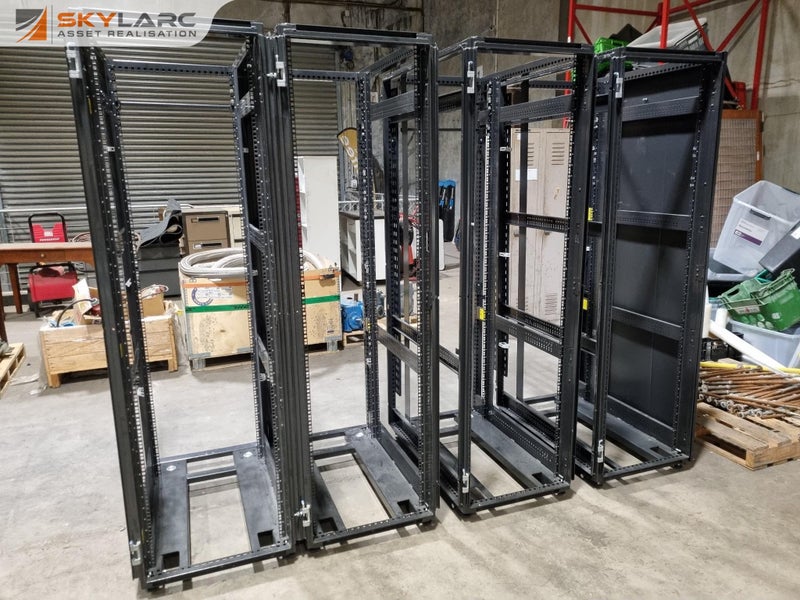 4x IBM 42U S2 Server Rack Units, Frames only Carousel 1