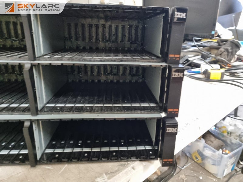 3x IBM Storwise V7000 Storage Expansion Enclosures Carousel 2