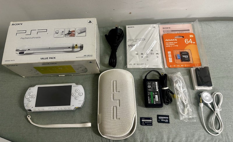 PlayStation Portable (PSP) 1000 Ceramic White - Boxed Pack | 64GB Carousel 1