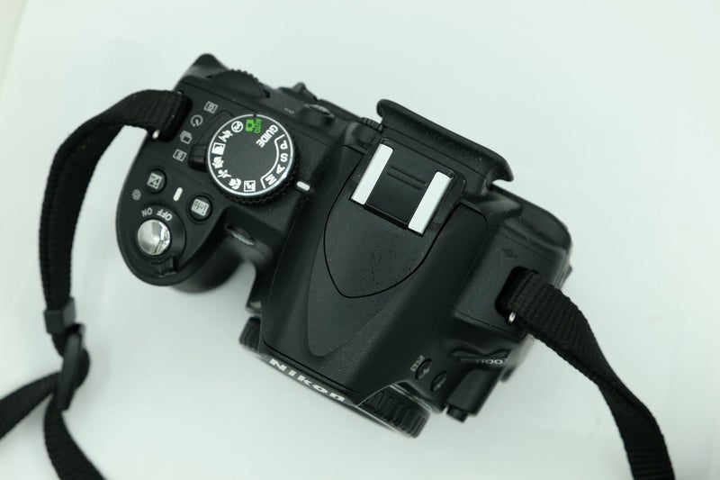 $1 reserve Nikon D3100 camera body Carousel 2