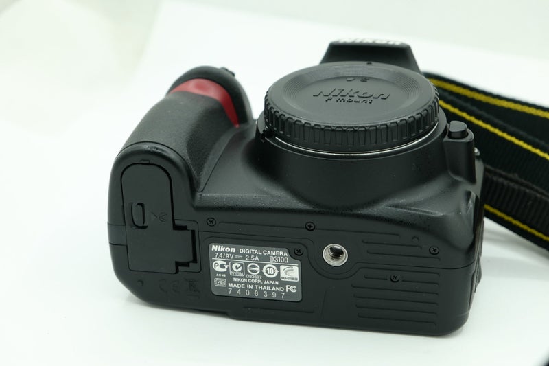 $1 reserve Nikon D3100 camera body Carousel 6