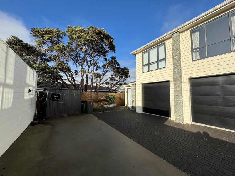 Image 2 of 4