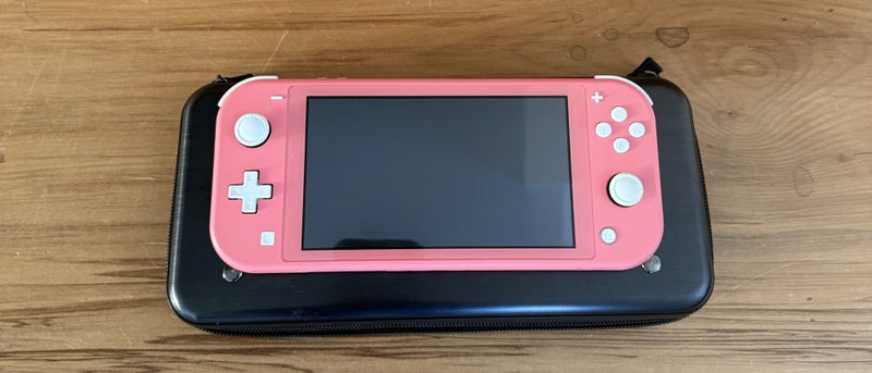 Nintendo Switch Lite coral628632280930591126
