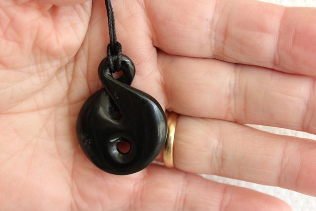 BEAUTIFUL KORU TWIST PENDANT KAWAKAWA / JADE #173S Carousel 2