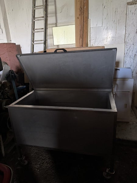 Stainless steel insulated brine tank Carousel 9