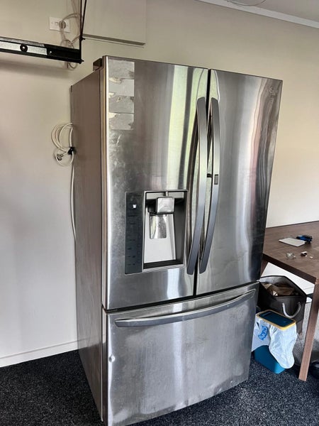 Moving Sale – Bed, Fridge/Freezer, Drawer & Desk628632307678731112