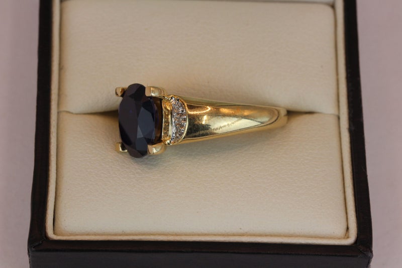 9ct Large Sapphire & Diamond ring Carousel 2