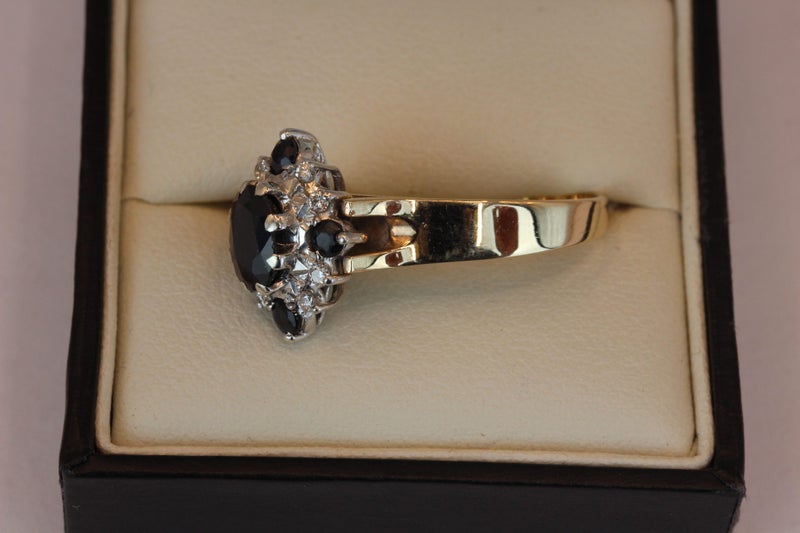 Vintage 9ct Sapphire & Diamond ring Carousel 2