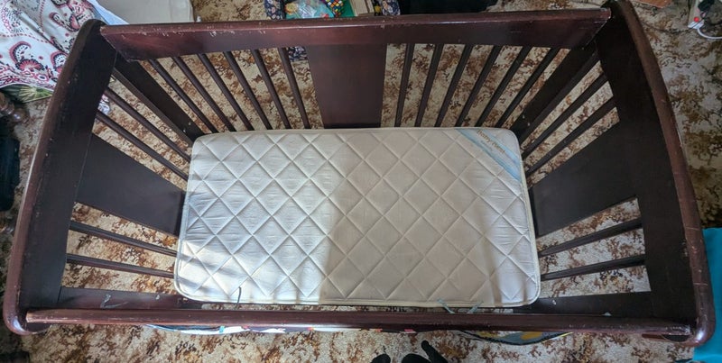 Baby to toddler cot ( Cariboo)62854322022146111