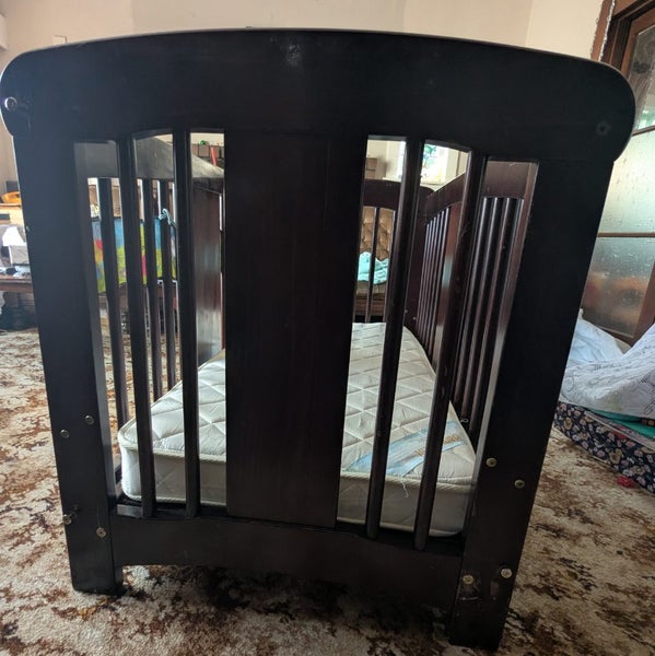 Baby to toddler cot ( Cariboo)62854322022146112