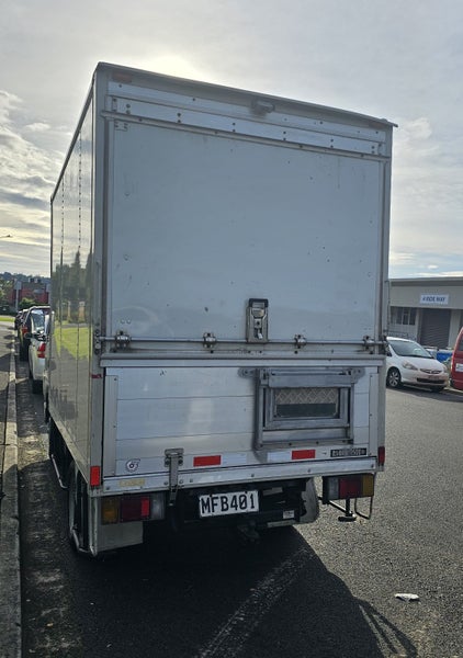 2007 Isuzu Elf Box Body Truck62863256454530114