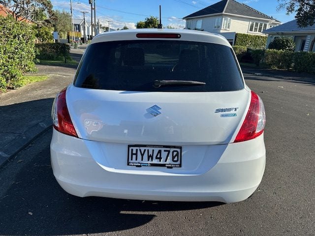 2013 Suzuki Swift62863256180611114
