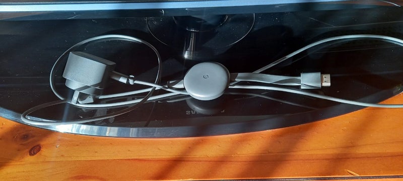 $1 Auction Samsung Plasma TV 42" WITH CHROMECAST Carousel 2