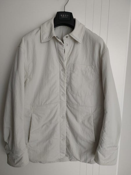 Lululemon lightweight insulated shirt jacket Carousel 1