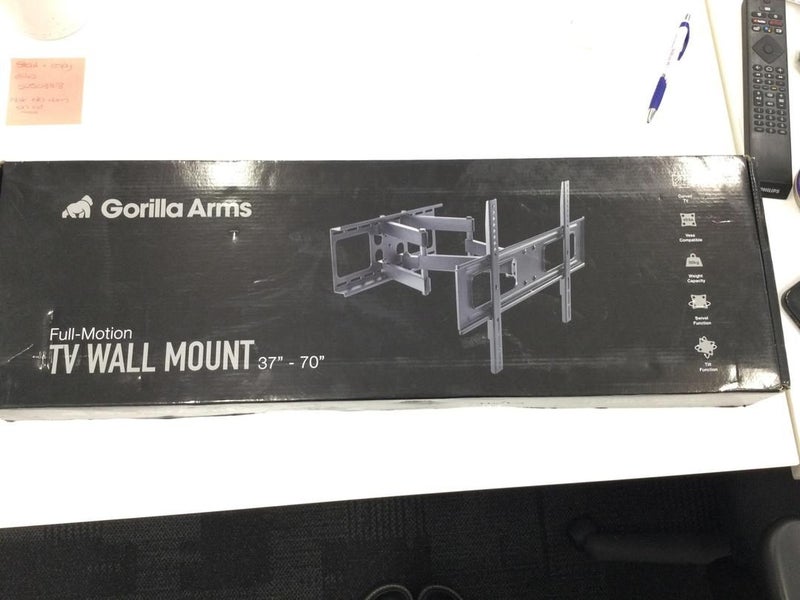 Gorilla arms tv wall mount Carousel 1