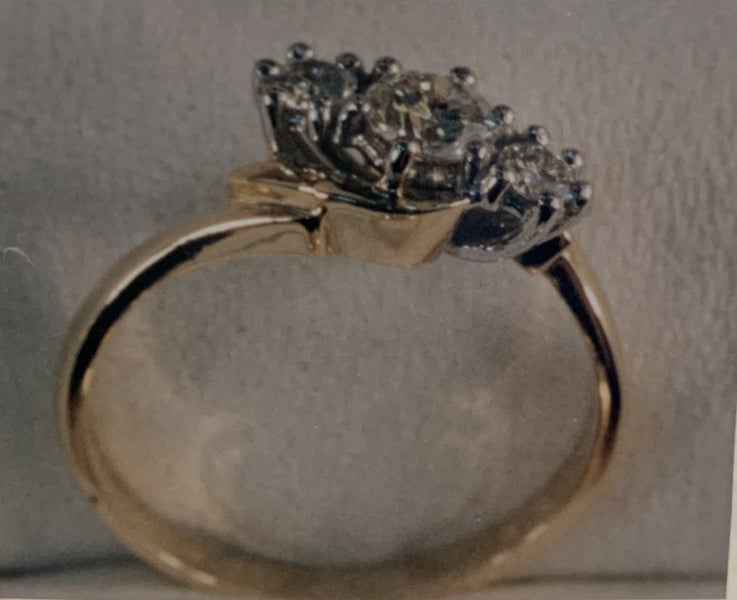 3 Stone Diamond Ring set62863232098947117