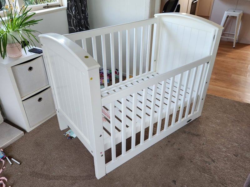Touchwood 4 in 1 cot62863845251457113