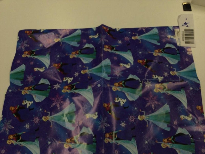 Frozen wrapping paper Carousel 4