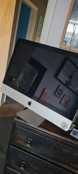 2010 mac Carousel 1