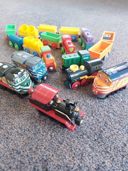 Wooden train set & vehicles.62933725386243113