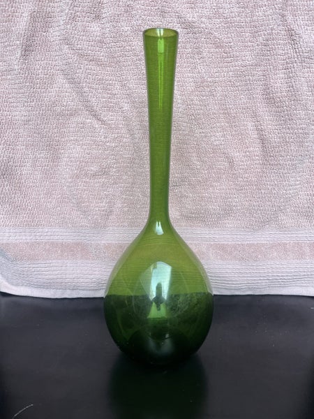 Glass vase62863238393346111