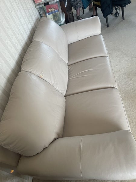 Three Seater Leather Couch62863852158593113