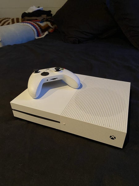Xbox One S628632281227531115