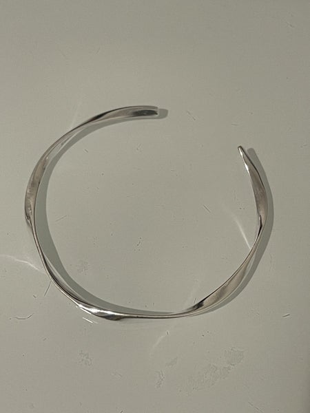 $1 reserve//Silver Minimalist style bracelet S925 stamped Carousel 1