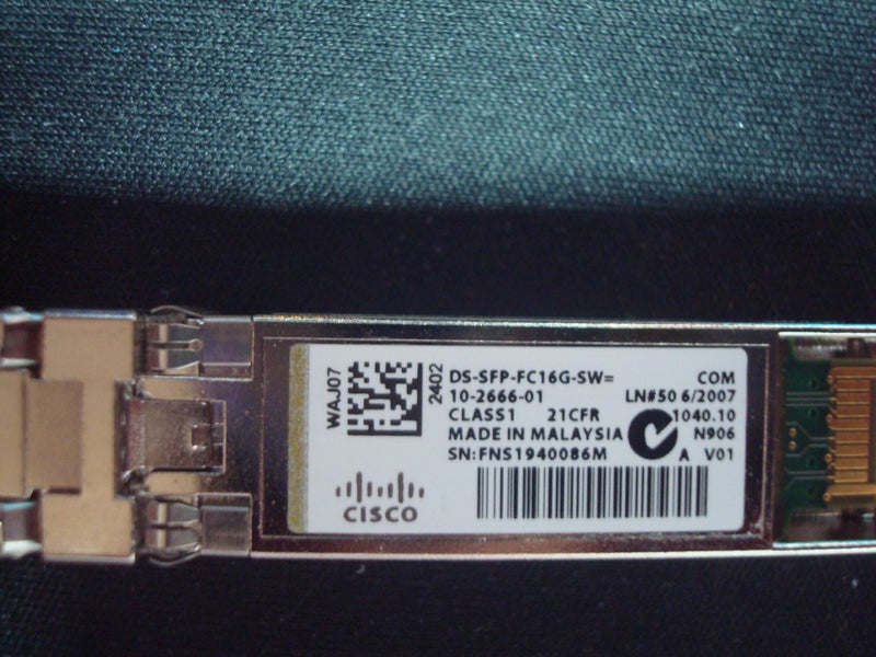 Cisco DS-SFP-FC16G-SW SFP+ transceiver module - 16Gb Fibre Channel Carousel 1