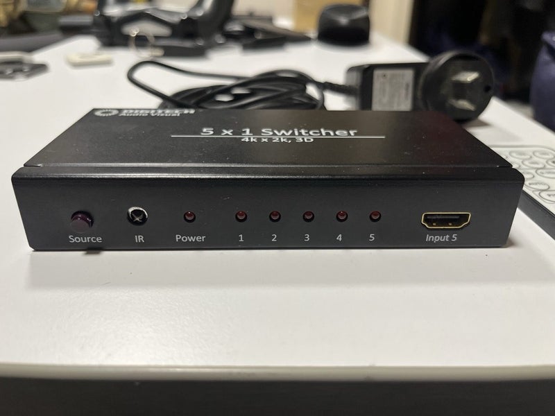 DIGITECH 5 x HDMI Switch Carousel 2