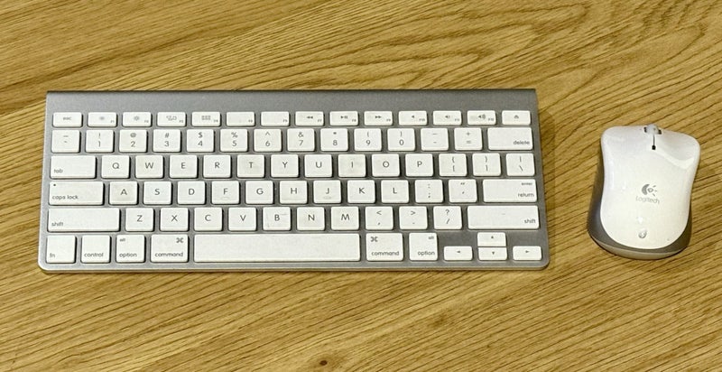 Apple iMac with Intel i7 and SSD Carousel 7