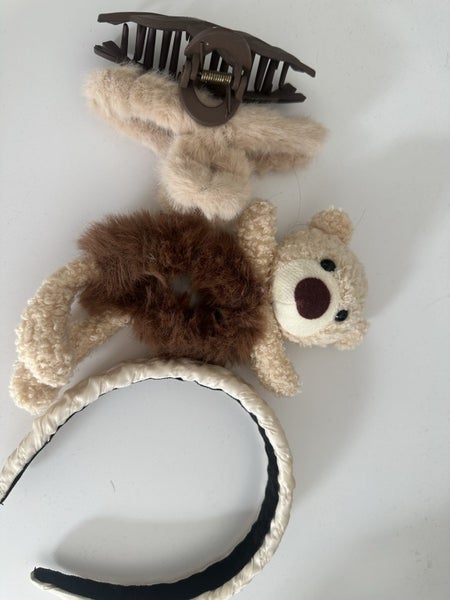 Used hair accessories-cute and functional bundle62863229700354111