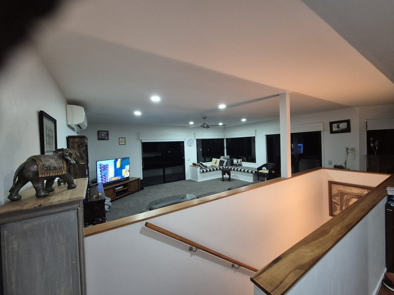 Bellevue, 3 bedrooms62863225966337113