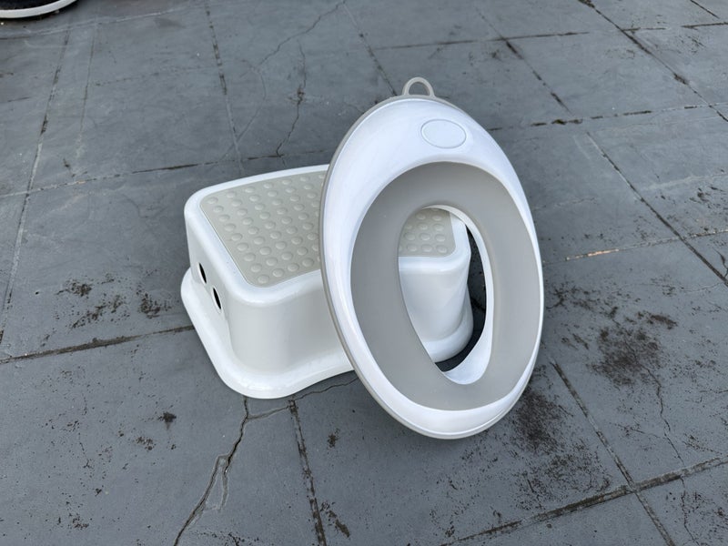 Babywise Toilet Trainer Seat + Step Stool Carousel 1