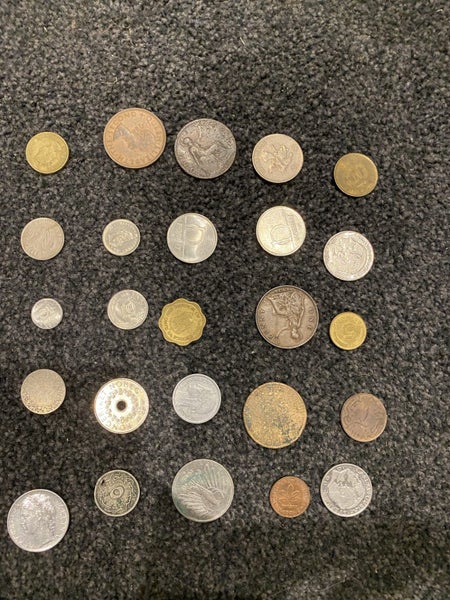 World Coins 6 Carousel 1