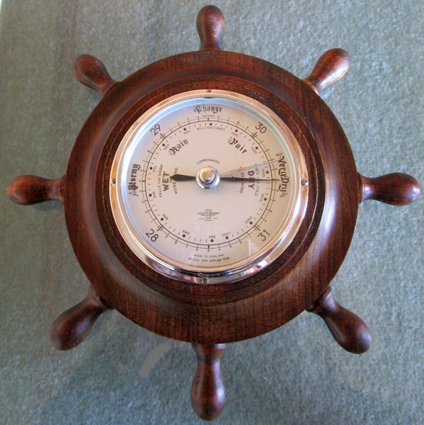 *** EXCEPTIONALLY NICE VINTAGE SHIPS WHEEL BAROMETER *** Carousel 1