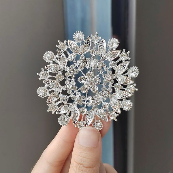 Iridescent Snowflake Brooch – Vintage-Inspired Sparkle Pin Carousel 2