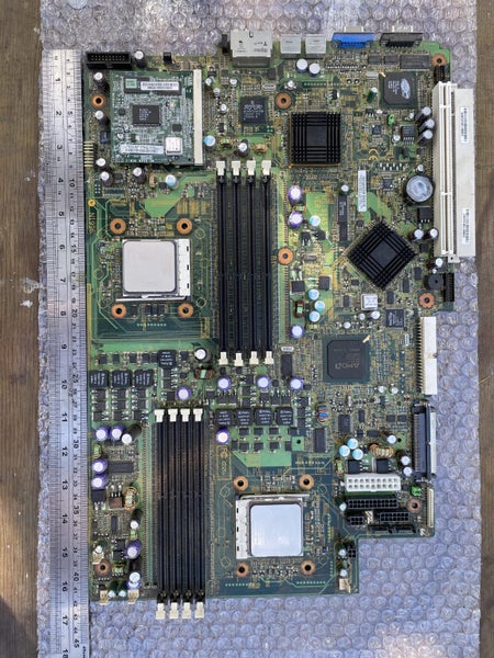 AMD Server motherboard modern art ;) Carousel 1